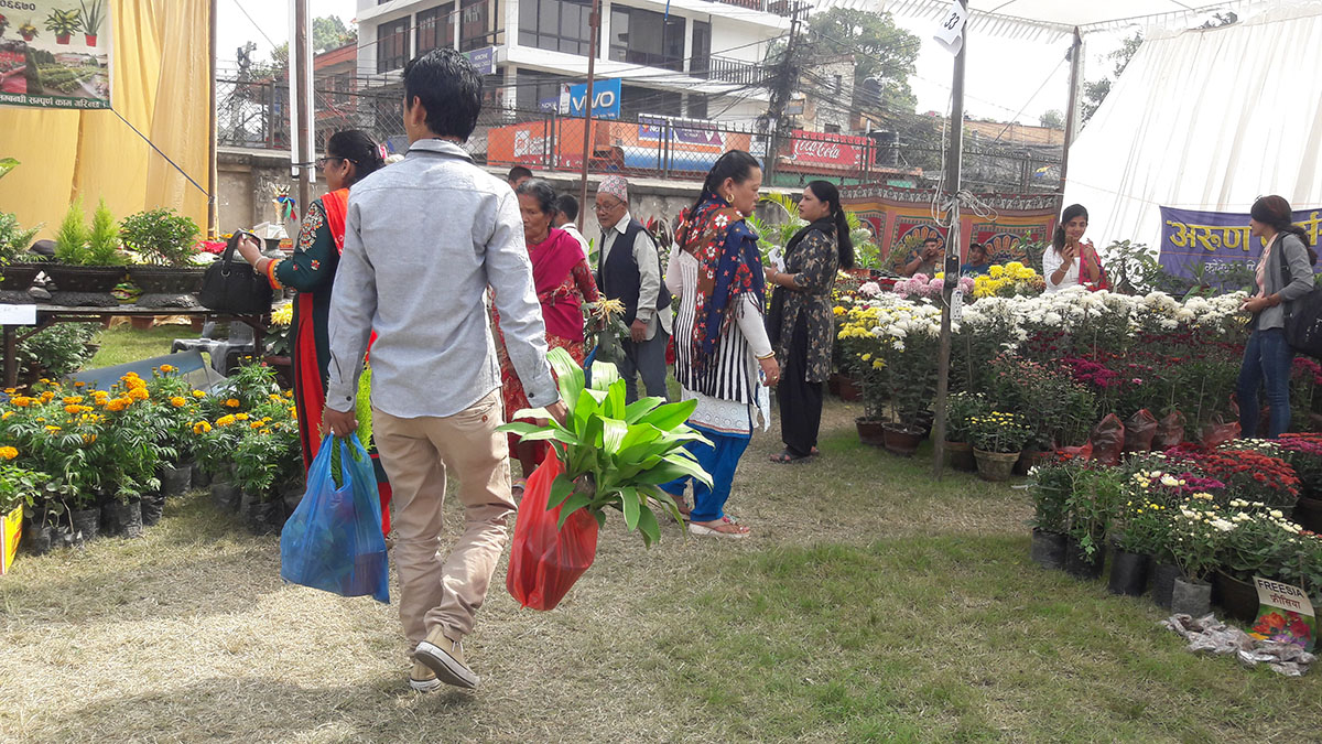 पुष्प मेलाको अन्तिम दिन उल्लेख्य अवलोकनकर्ता (फोटोफिचर)