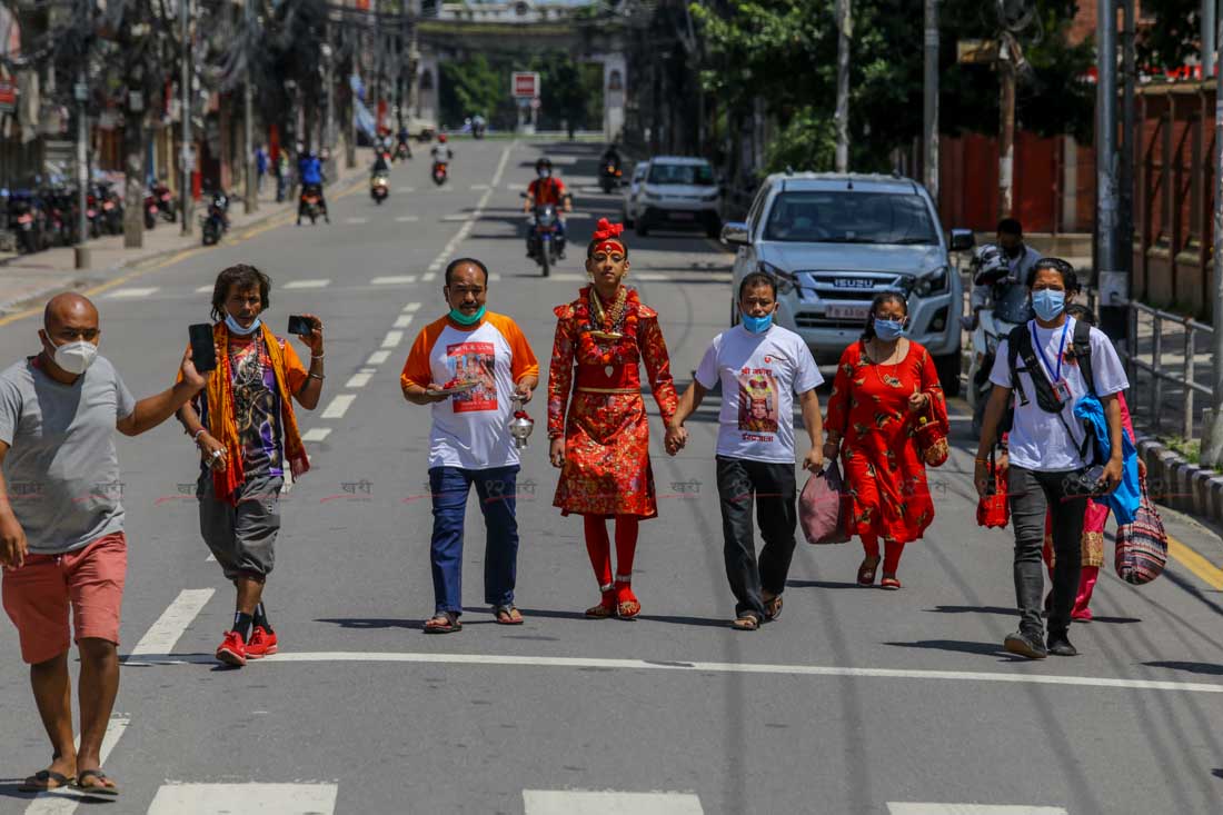 कोरोनाले प्रभावित इन्द्र जात्रा (फोटो फिचर)