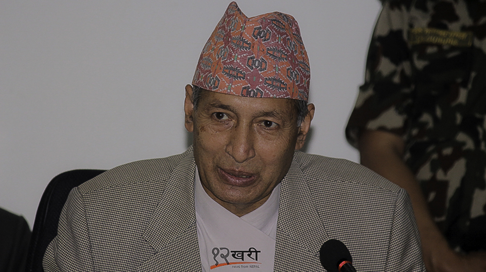 खतिवडालाई पुनः राष्ट्रियसभा सदस्य बन्न संविधानले दिन्छ ?