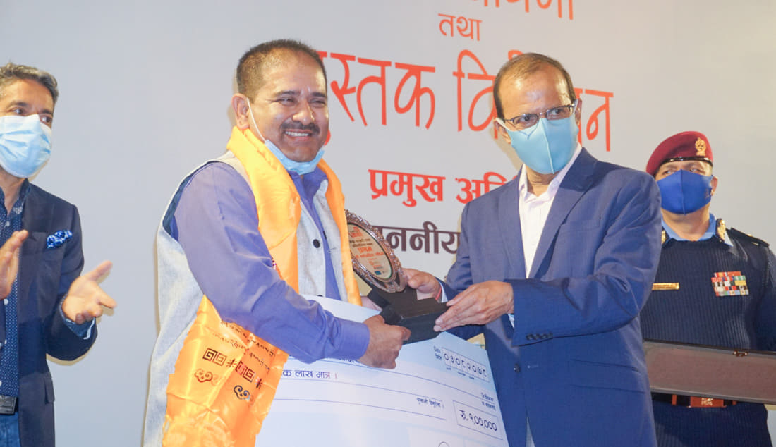 डिशहोम १२खरी कथा लेखन प्रतियोगिता : मनोजादित्य न्यौपानेको ‘अन्तिम अतिथि’ प्रथम, यी हुन् विजेता