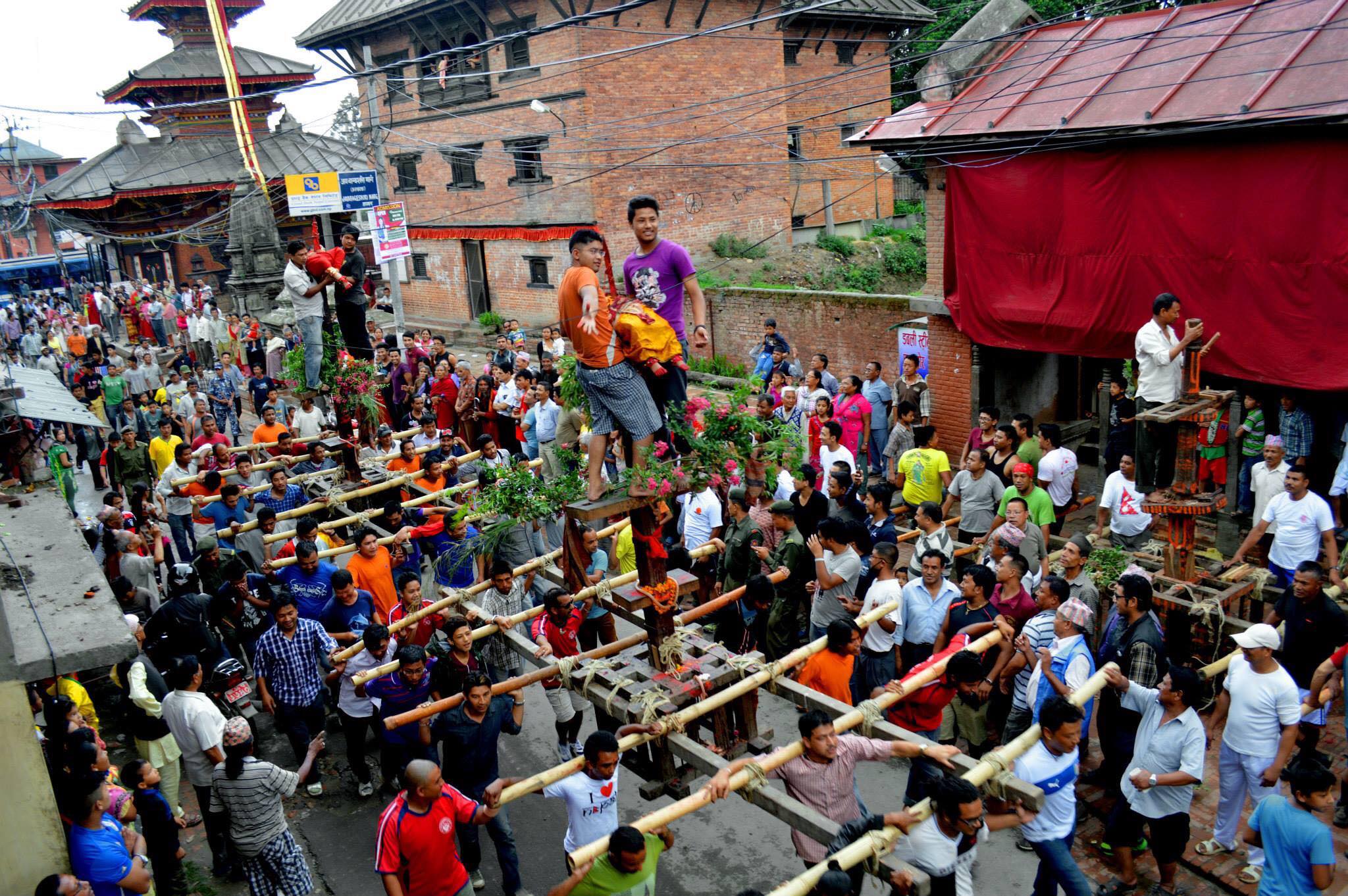 नवाली टोलमा मचाः टी जात्रा मनाइँदै, त्रिशूल रोपेर तर्साइन्छ राक्षसलाई