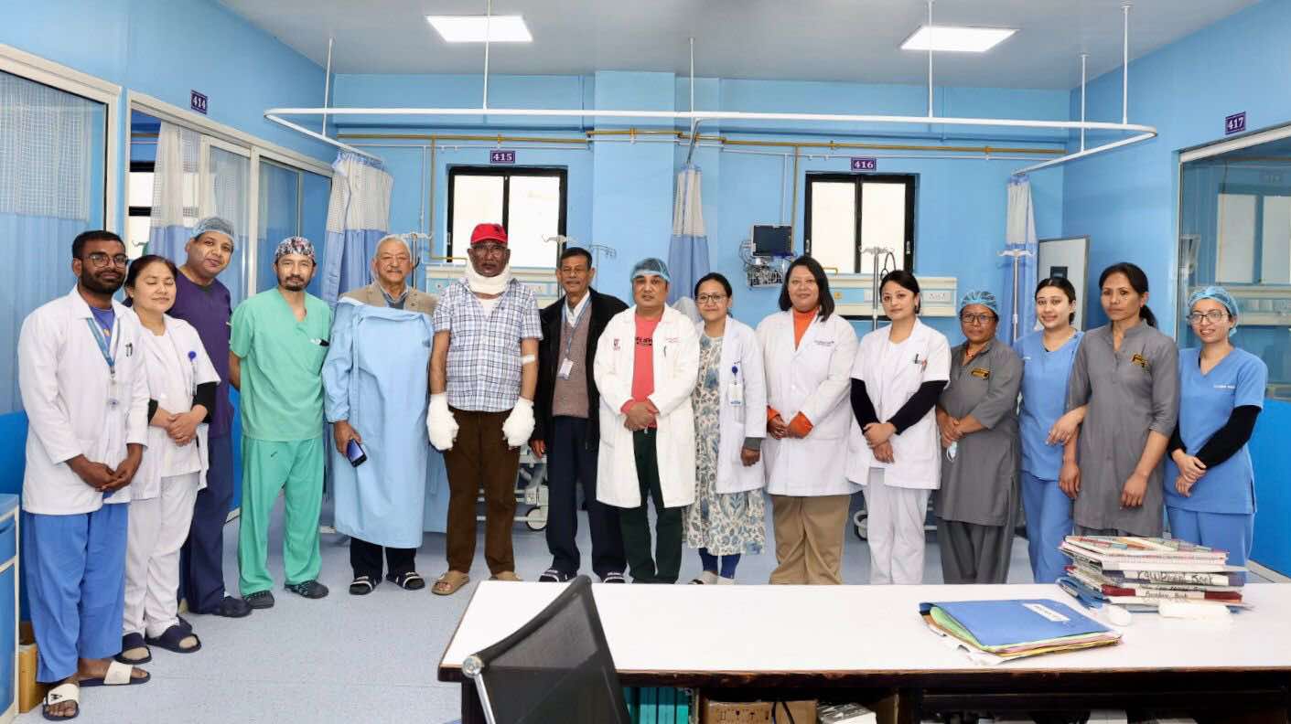 अर्थमन्त्री पौडेल कीर्तिपुर अस्पतालबाट डिस्चार्ज