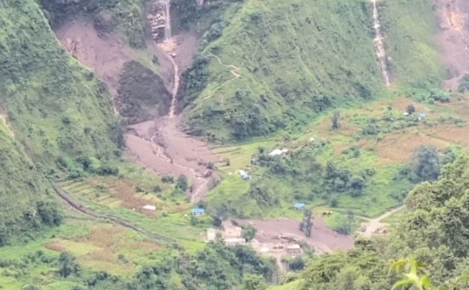 गोरखा पहिरोका घाइतेलाई काठमाडौं लगियो 