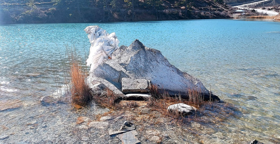 ढुम्बा ताल र नागथान