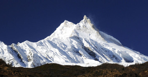 मकालु हिमाल आरोहण गरी फर्कने क्रममा एक पर्वतारोहीको मृत्यु