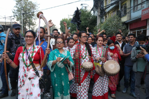 सन्दीपले सफाइ पाउँदा घन्कियो पन्चेबाजा (तस्बिरहरू)