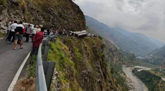 भारतमा बस दुर्घटना, दुई नेपालीको मृत्यु