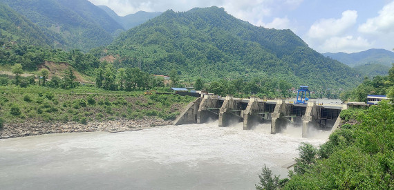 बिजुली उत्पादन उच्च, प्राधिकरण उद्योगका लाइन काट्न सक्रिय