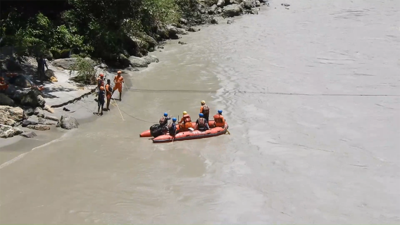 बस खोज्ने क्रममा हराएको भारतीय टोलीको चुम्बक फेला