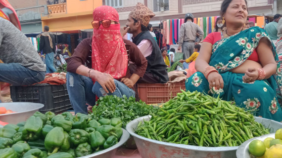 श्रीमान्‌बाटै एसिड आक्रमण : ऋण लिएर उपचार