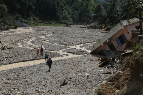 बाढीपहिराेमा २२८ जनाको मृत्यु, २५ बेपत्ता