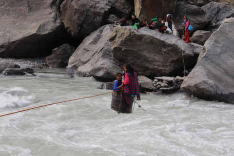 महाकालीमा बग्दै दार्चुलावासीका सपना, २९ वर्षमा एउटै वडाका २७ जना बेपत्ता