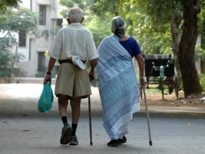 बुढेसकालमा आमा–बुवाको हेरचाह नगर्ने सन्तानलाई कारवाही गरिने