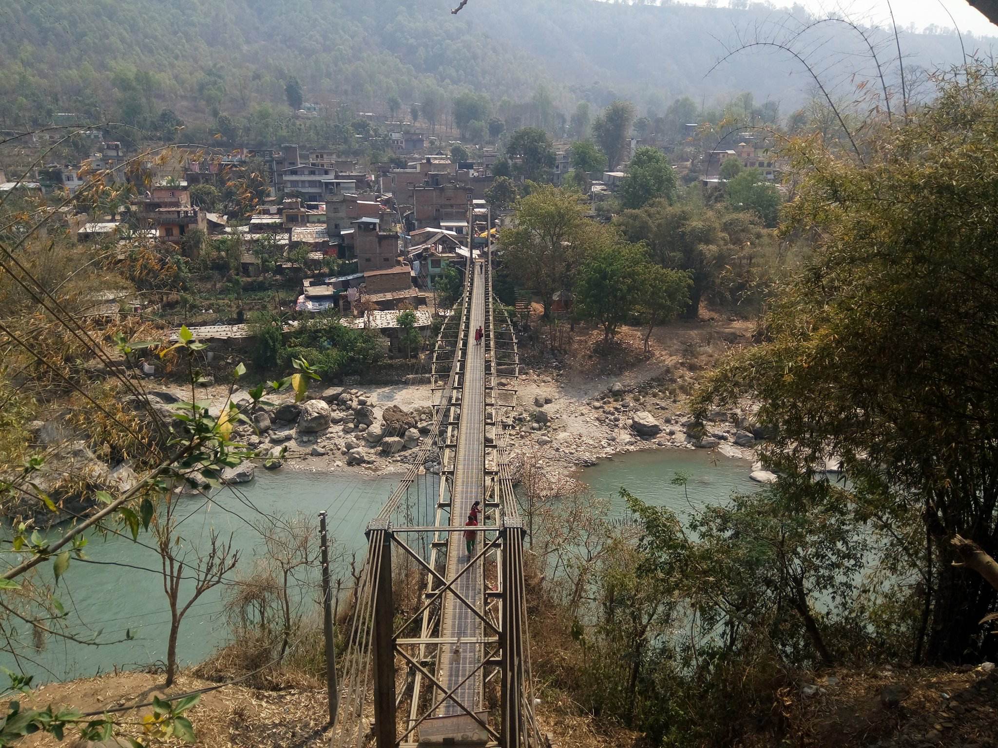 बूढीगण्डकी प्रभावित आरुघाट र खहरेका स्थानीयको गुनासो– घरको न घाटको भयौं