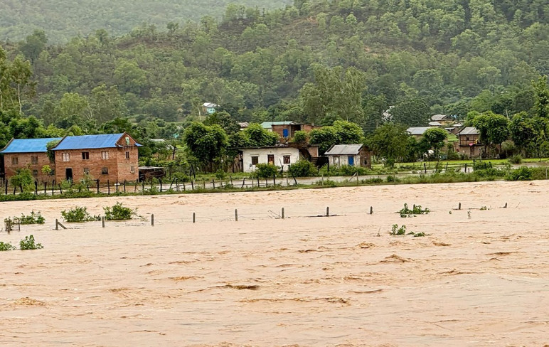 दाङमा भारी वर्षा