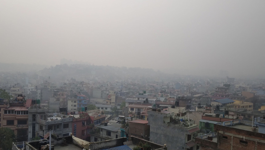 वायु प्रदूषणमा अझै एक साता सुधार नहुने, कार्यालयका काम घरबाटै गर्न प्रोत्साहन