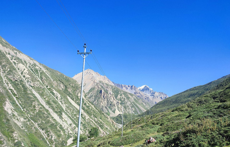 तिलिचो तालको आधारशिविरमा पुग्यो राष्ट्रिय ग्रीडको बिजुली