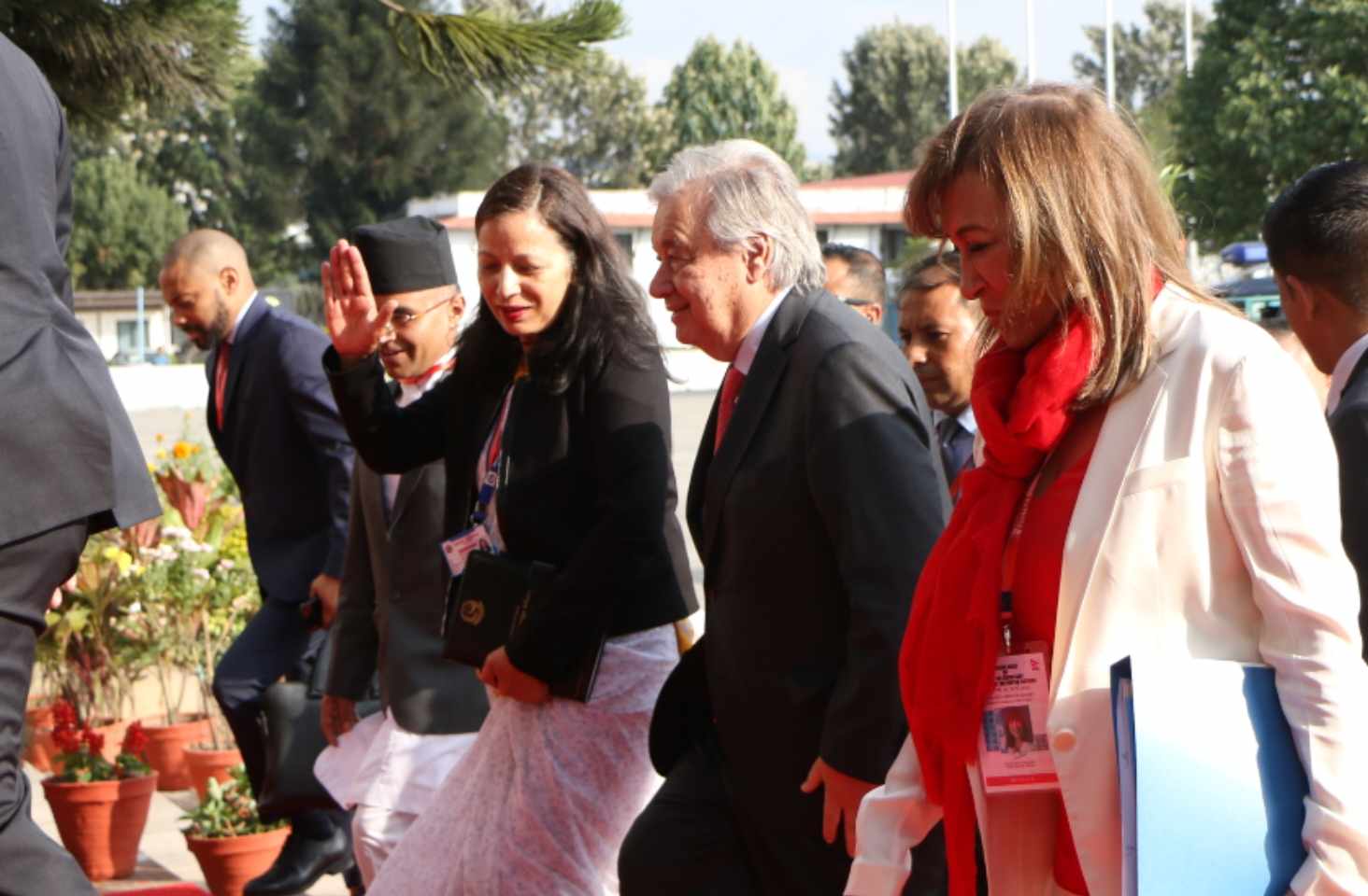 Antonio-Guterres-in-Nepal-Prachanda1-(1)-1698574293.jpg