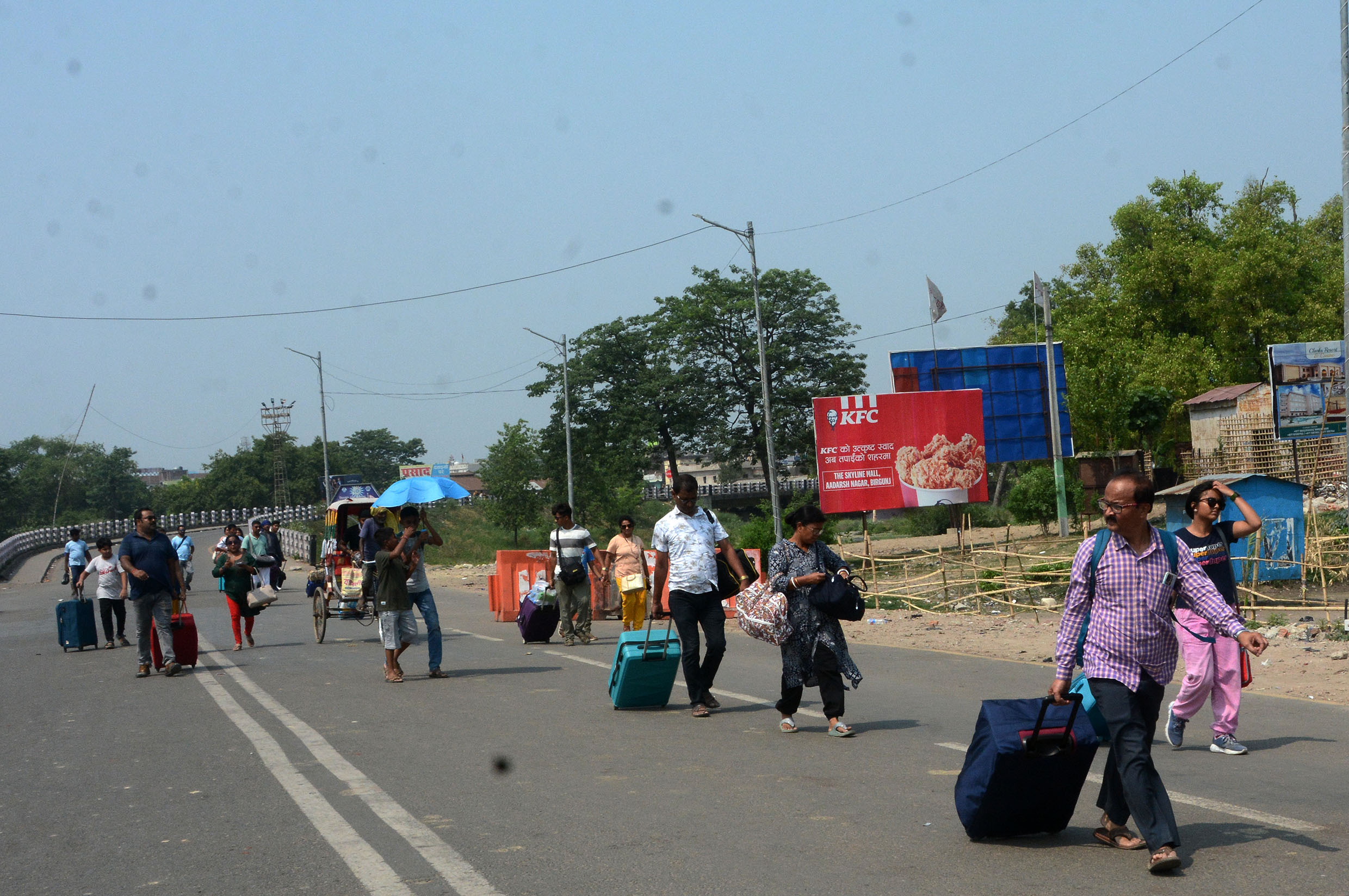 रक्सौल र वीरगन्जमा देखिएको भारतको निर्वाचनको चहलपहल र असर (तस्बिरहरू) 