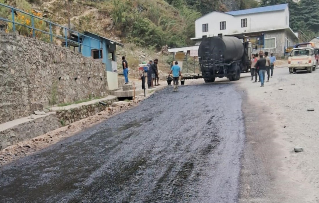 कालीगण्डकी करिडोर : म्याग्दीको दाना खण्डमा धमाधम कालोपत्र हुँदै