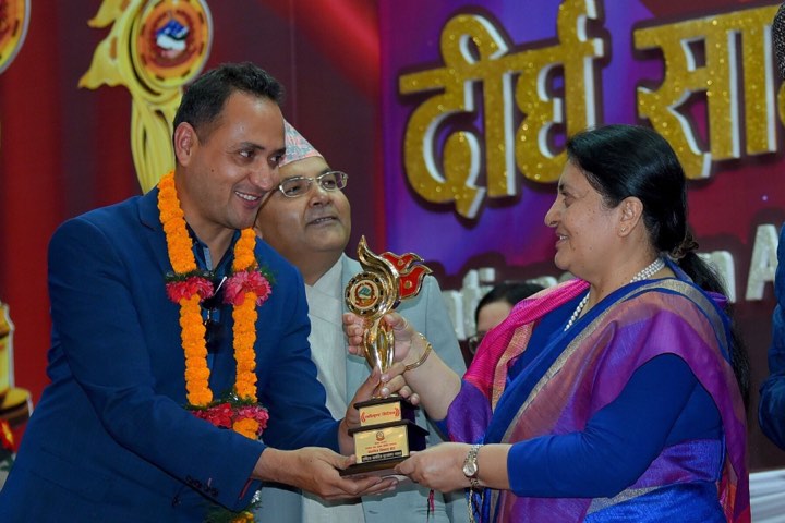 डेब्यू निर्देशनमै विनोदलाई राष्ट्रिय चलचित्र अवार्ड