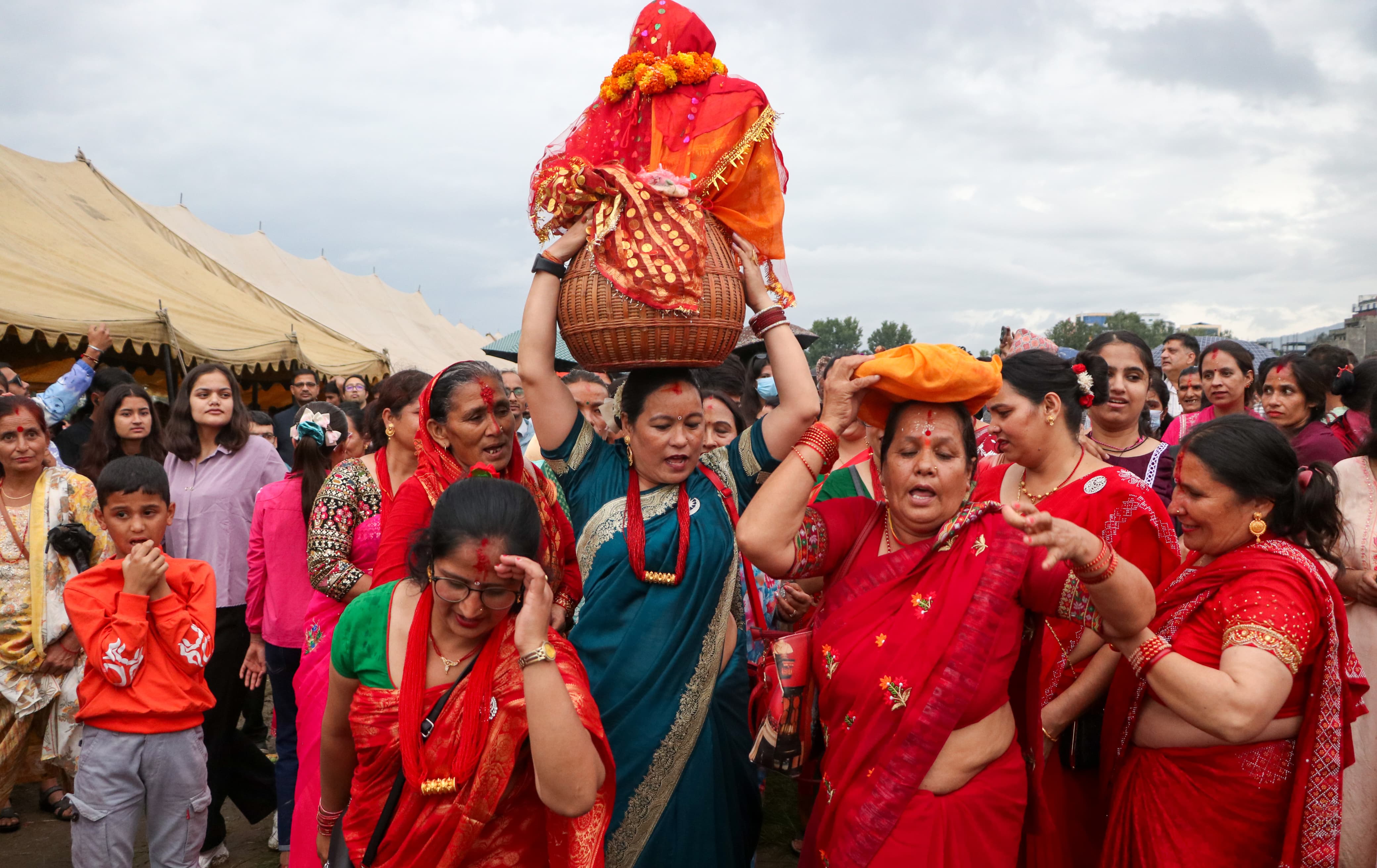 हिलाम्य टुँडिखेलमा मनाइयो गौरा पर्व (तस्बिरहरू)