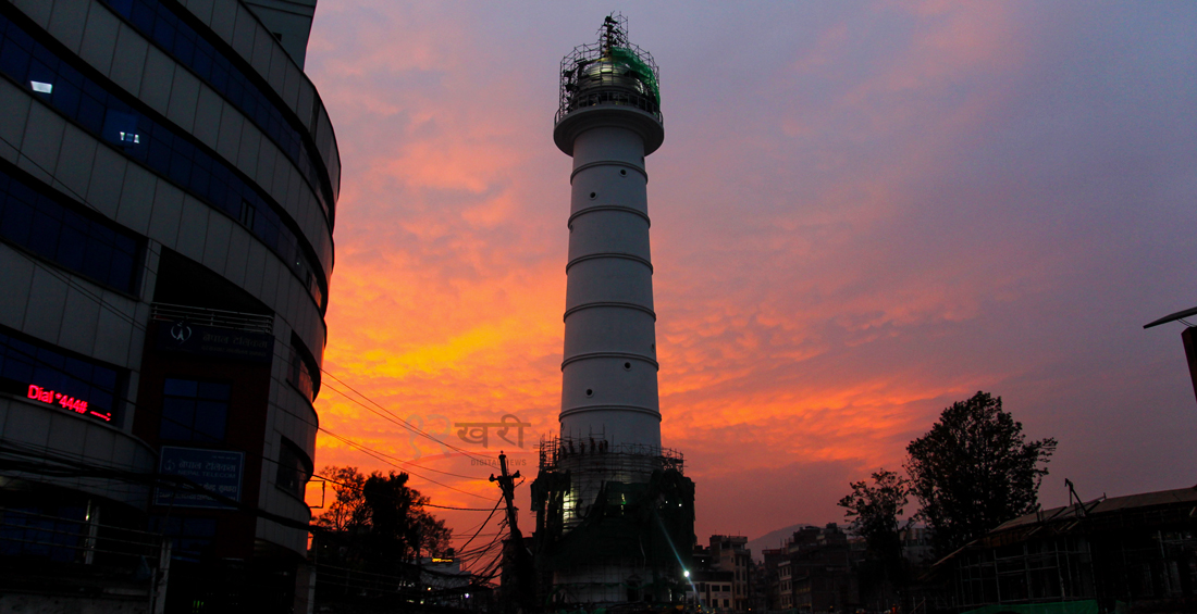 धरहराको पुननिर्माण नसकिँदै उद्घाटनको हतारोमा प्रधानमन्त्री