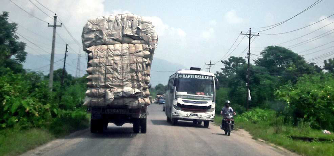 ढुवानीमा कर : वार्षिक २० लाख रुपैयाँको ढुवानीमा भ्याट लगाउन सुझाव