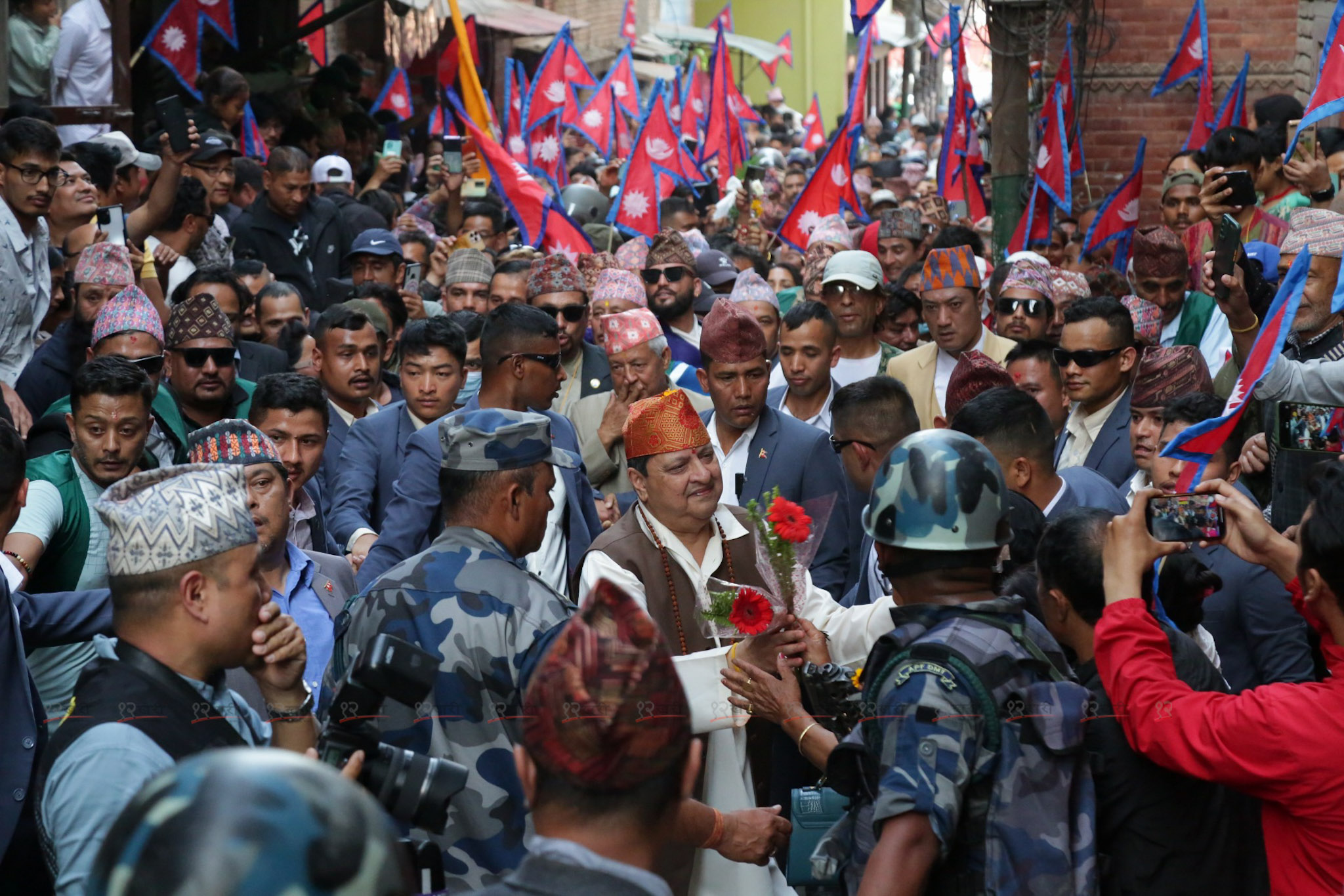 जब पूर्वराजा पाटन दरबार पुगे (तस्बिरहरू)