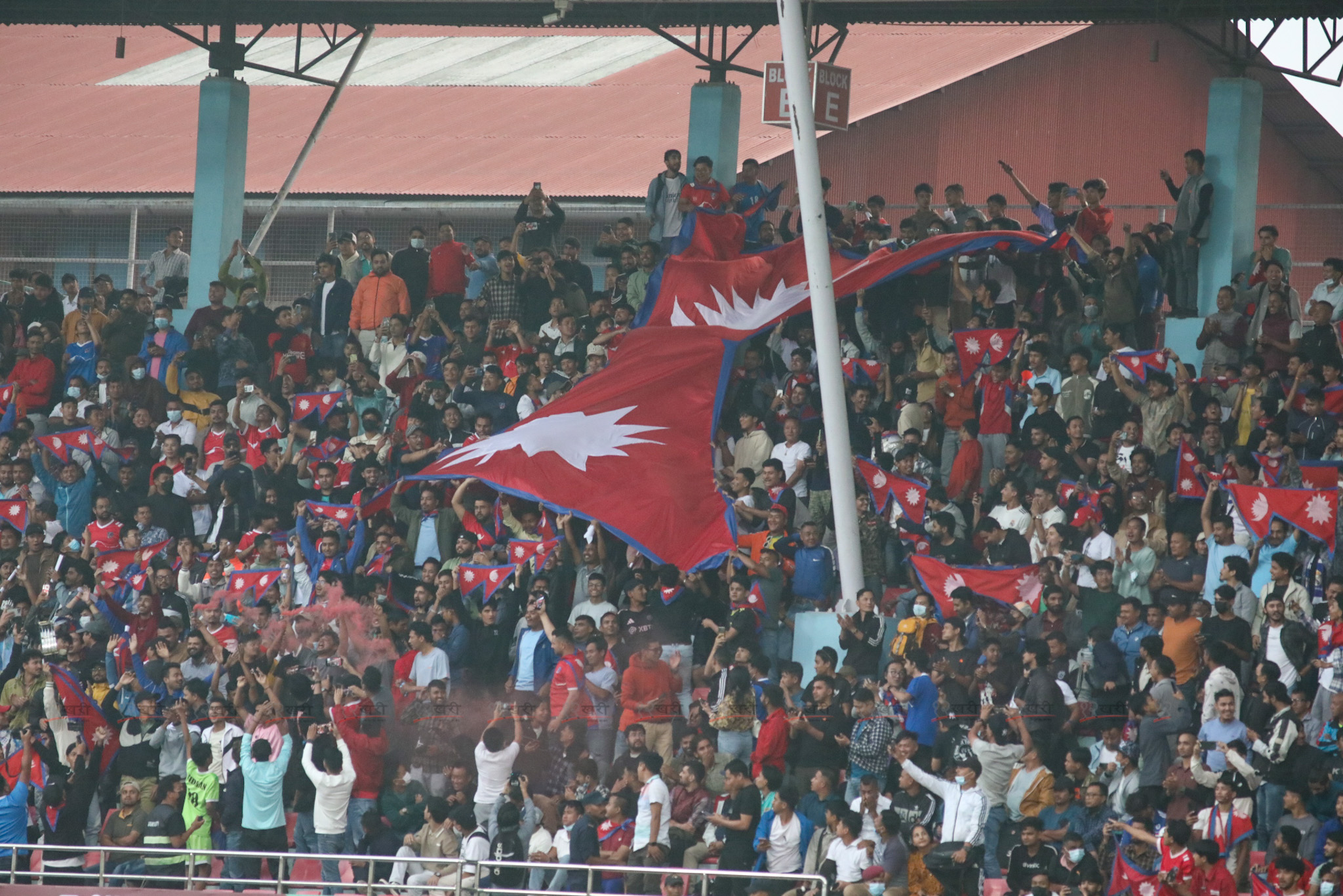 KP-Sharma-Oli-at-Dasharath-Stadium-Football-(9)-1697112253.jpg