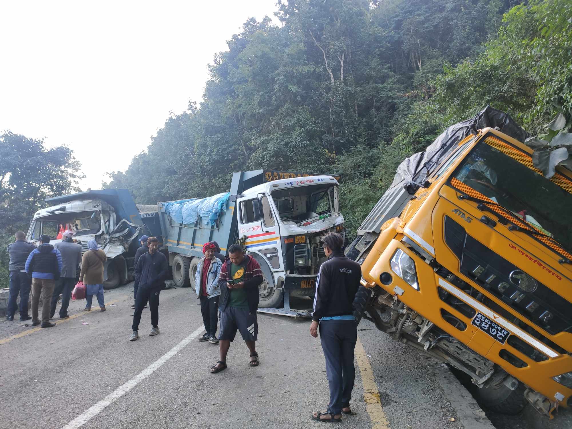 कोसी राजमार्ग शनिबार साँझदेखि अवरुद्ध 