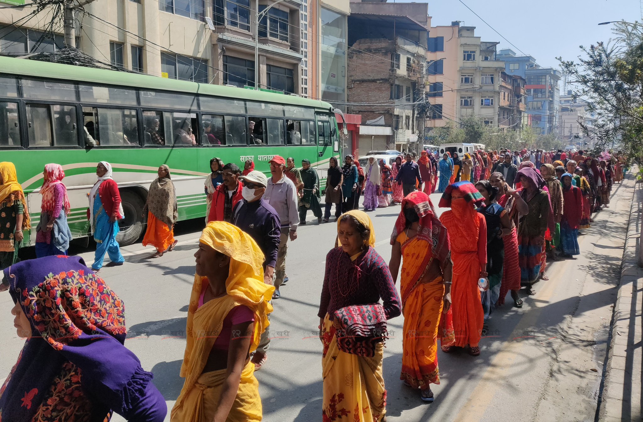 काठमाडौंमा लघुवित्तका ऋणीको प्रदर्शन (तस्बिरहरू)