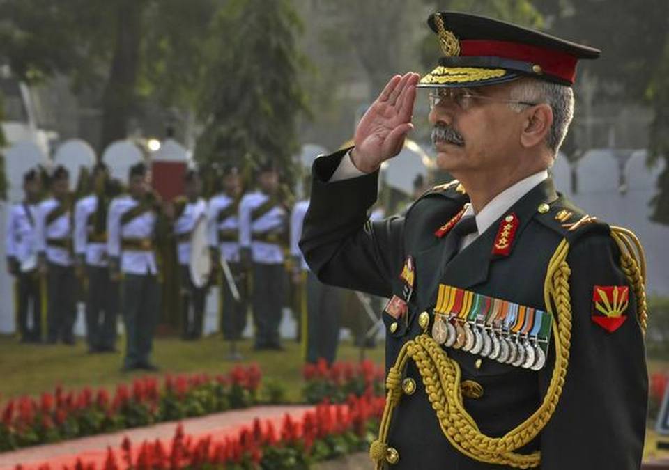 चीनसँगको सीमा हेर्दै आएका मनोज भारतको नयाँ प्रधान सेनापति बन्दै