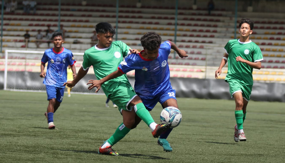 उद्घाटन खेलमा मनाङको कठिन जित