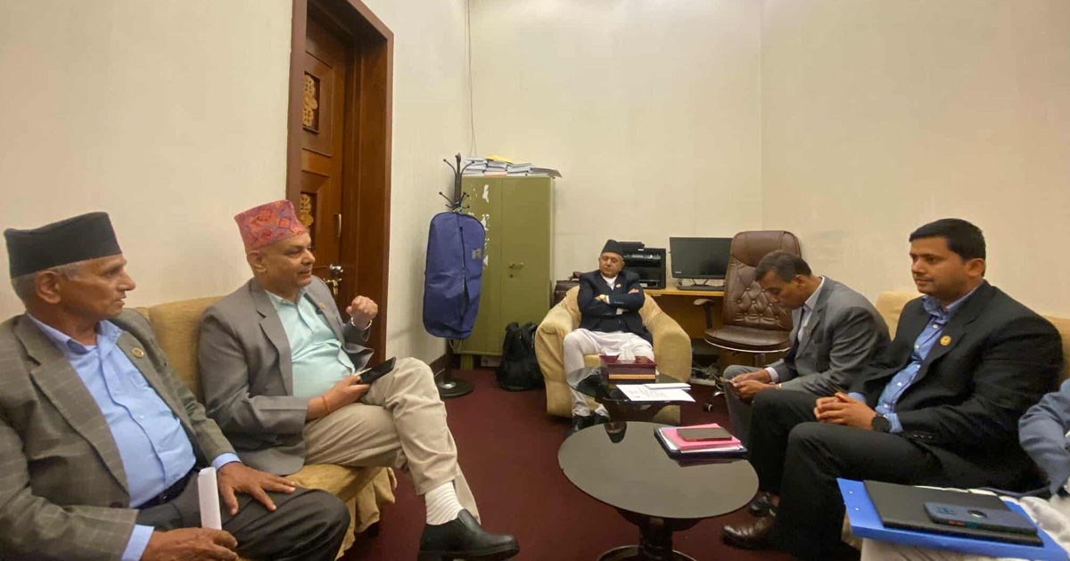 सदन सञ्चालनबारे प्रमुख सचेतकसँग छलफलमा सभामुख