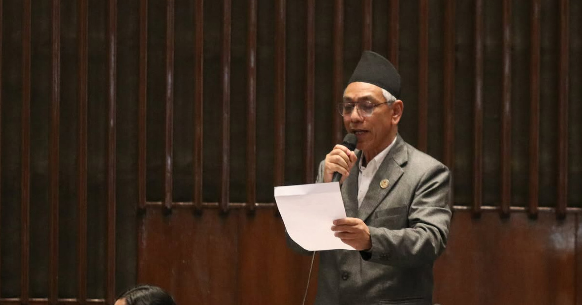 ओलीलाई सुवालको प्रश्न– 'जनताको बहुदलीय जनवाद' सरकारमा जाने भर्याङमात्रै हो ?