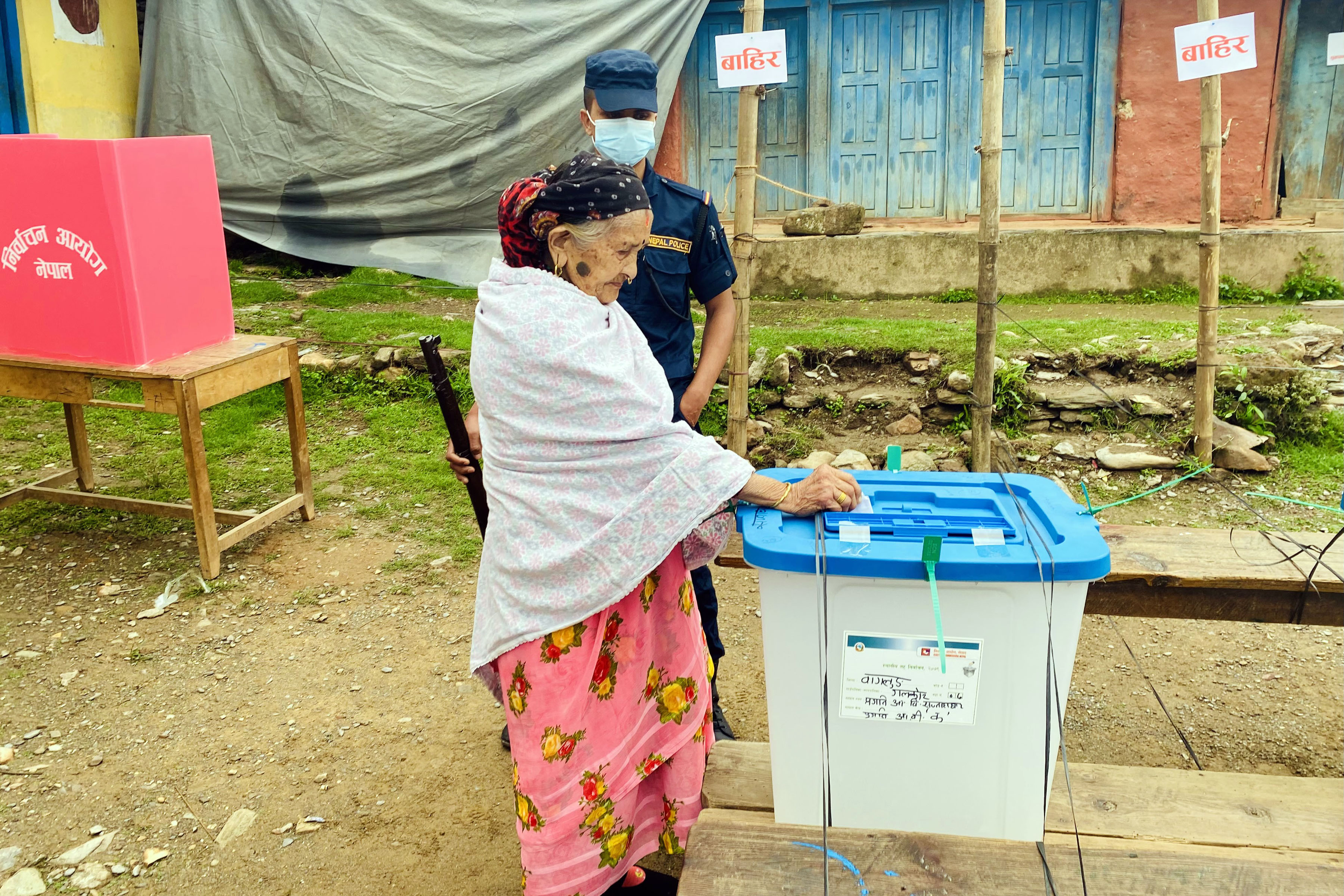 तस्बिरमा स्थानीय तह निर्वाचन