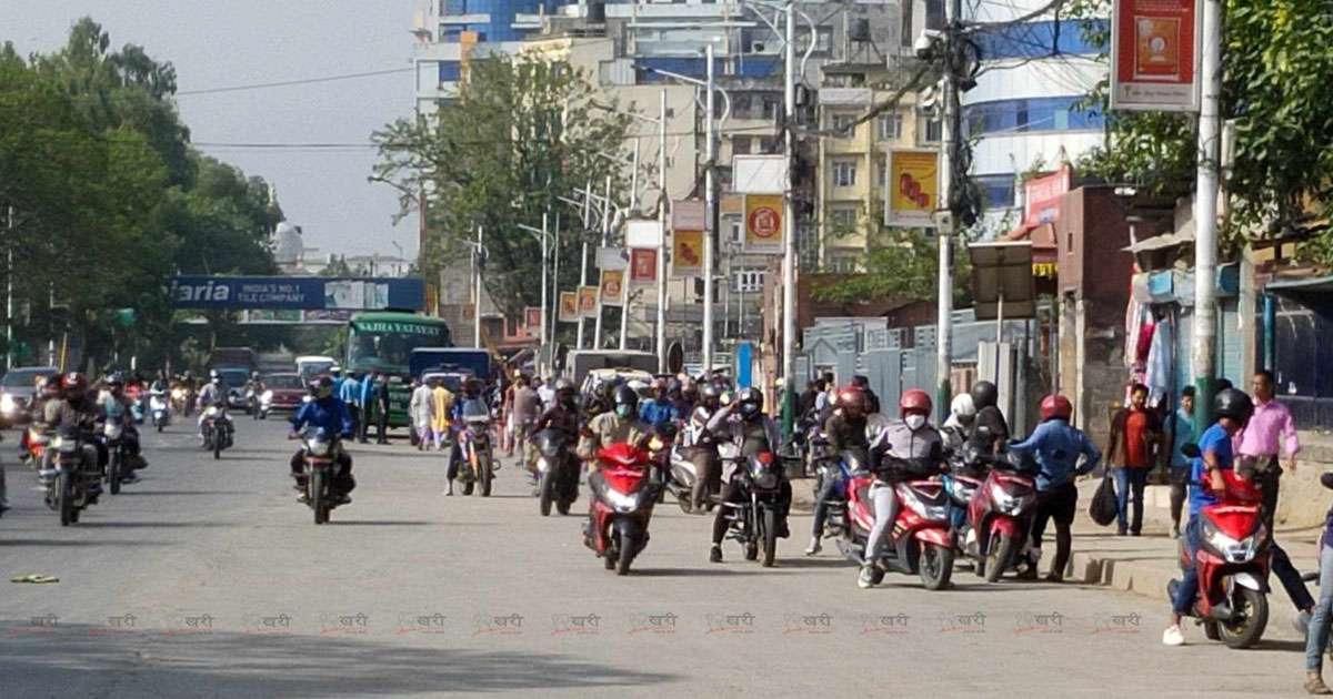 ‘राइड सेयरिङ’को मनमरी : अफलाइन बसेर तेब्बर मूल्य बार्गेनिङ !