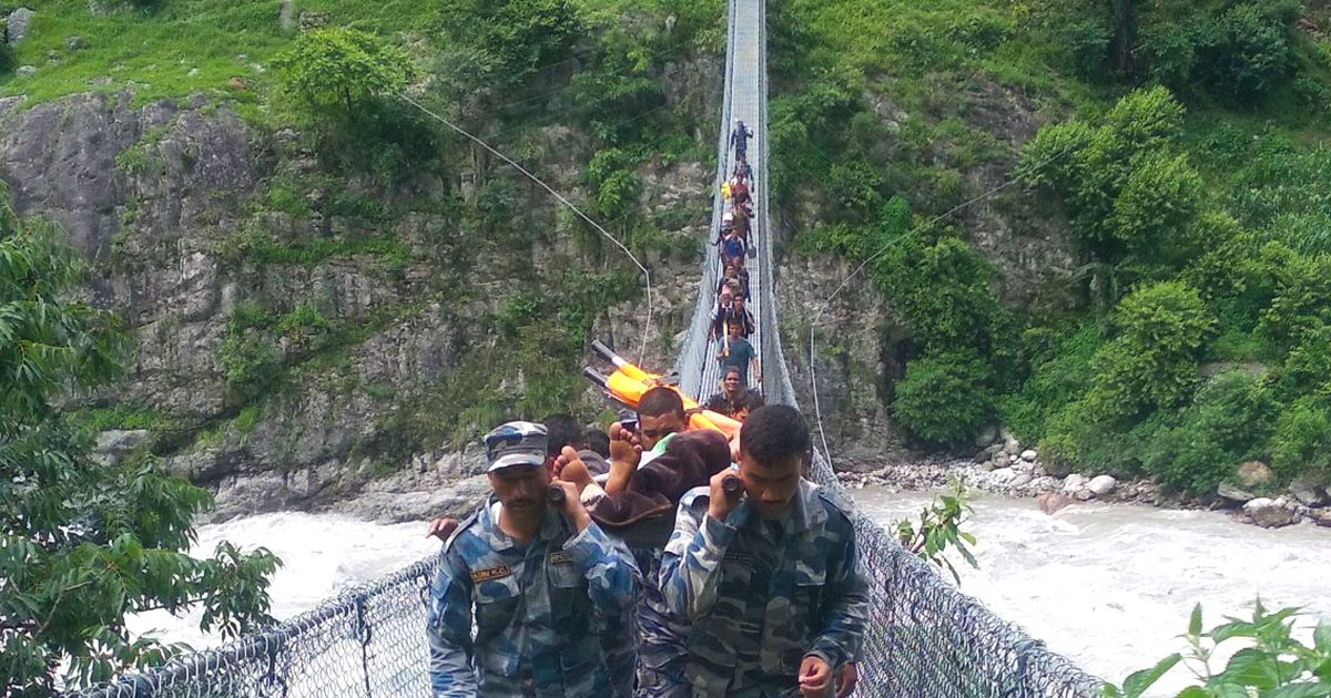 रुकुम पूर्वमा पहिरोमा पुरिएका तीन जनाको उद्धार, ७ वर्षीय बालक मृत भेटिए