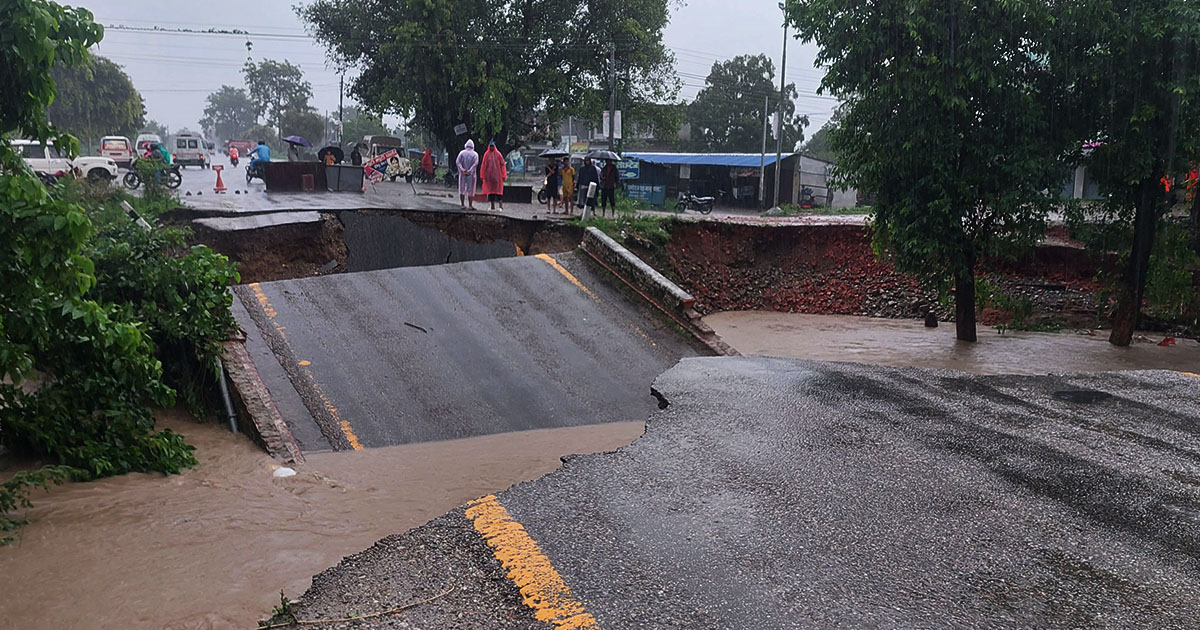 देशभर १९ स्थानको राजमार्ग अवरुद्ध, १४ ठाउँमा एकतर्फी सञ्चालनमा (सूचीसहित)