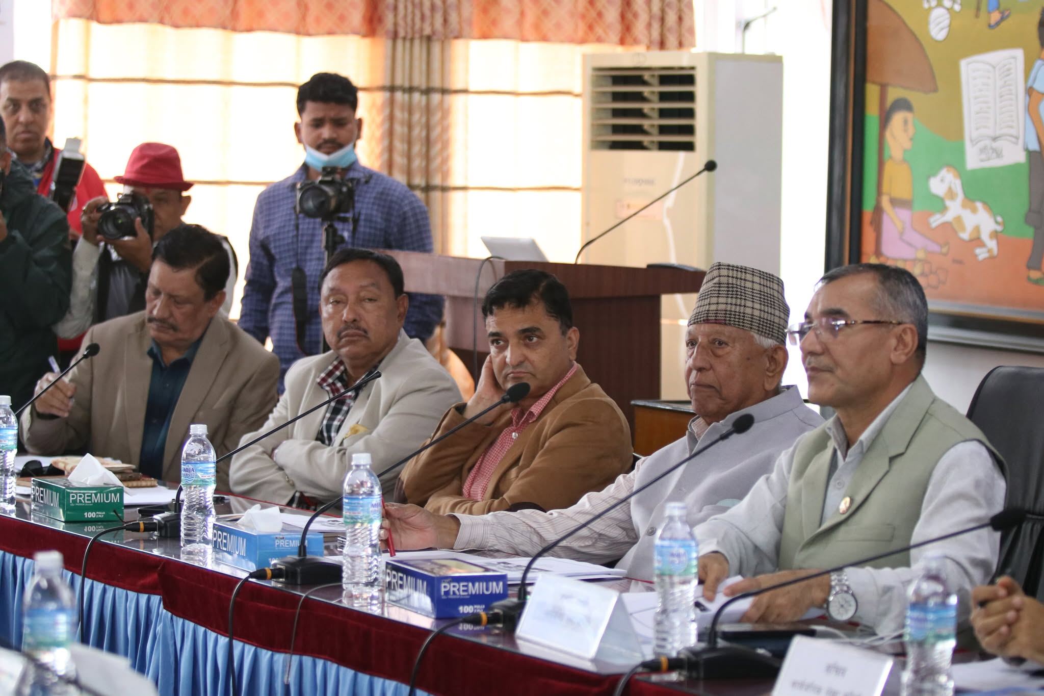 एमाले र रास्वपाबीच संसदीय समितिमा देखिएको ‘द्वन्द्व’, एमालेका कोही पनि उपसमितिको संयोजक बस्नै नहुने !