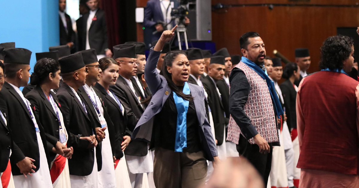 निलो रिबनमै वेलमा पुग्यो रास्वपा, कांग्रेसको नियमापत्तिपछि बैठक स्थगित