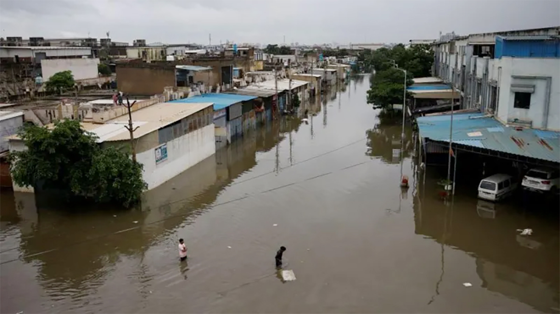 गुजरातमा बाढी, २८ जनाको मृत्यु