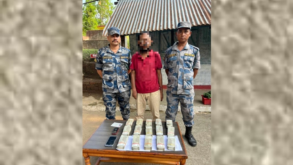 झापाबाट १५ लाख भारुसहित एकजना नियन्त्रणमा