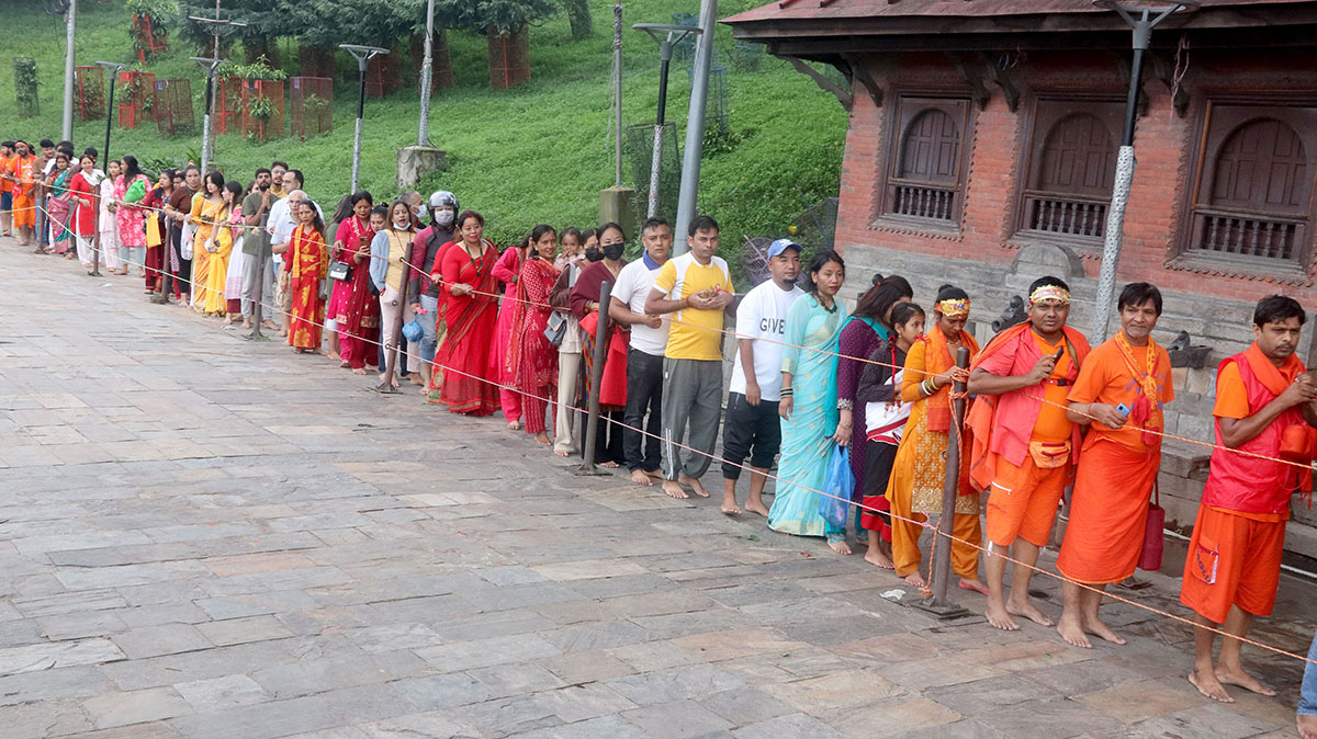 पशुपतिमा भक्तजन