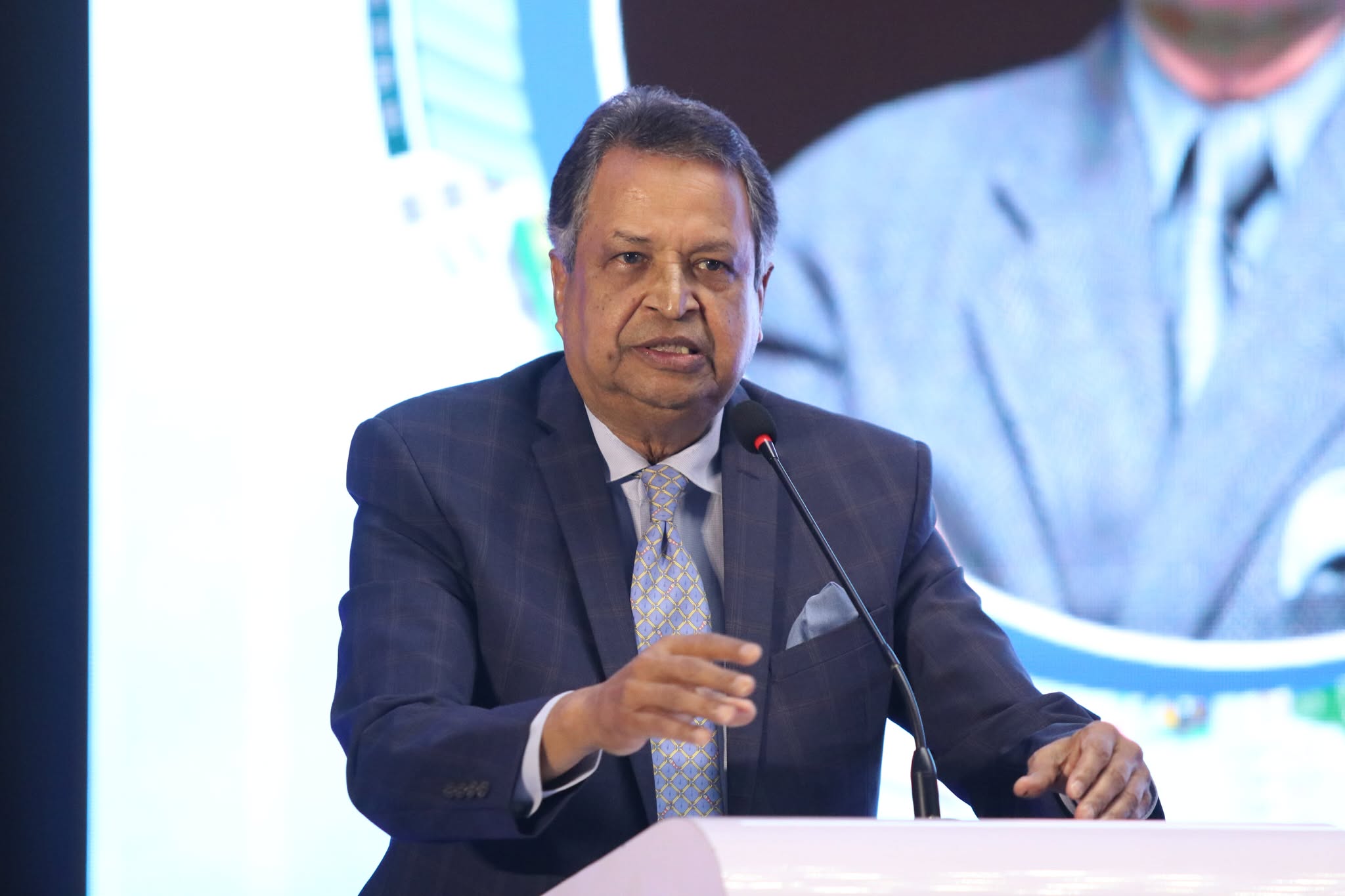 ५० हजार पर्यटक नेपाल भित्रिँदा एक करोडभन्दा बढी रोजगारी सृजना हुन्छ : विनोद चौधरी