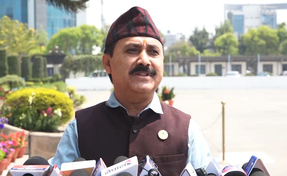 कुलमान हटाउनु र संसद अवरोध गर्नु दुवै गलत : विश्वप्रकाश शर्मा