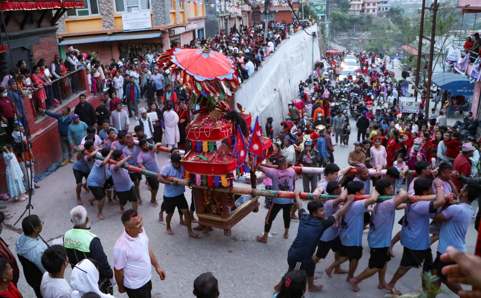 टोखामा बिस्केट जात्राको रौनक (तस्बिरसहित)