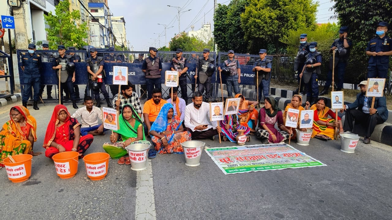 सरकारले सुनेन बाल्टीसहित १०२ दिन धर्नारत चुरे फेदीका कुरा