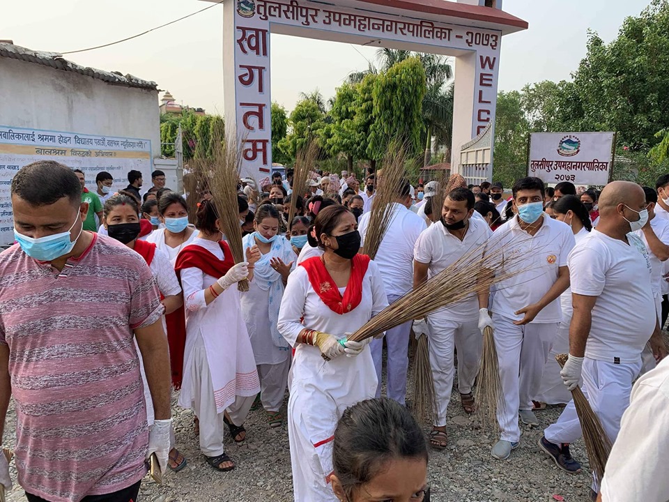 तुलसीपुरमा ‘एक घर, एक बिरुवा’ अनिवार्य